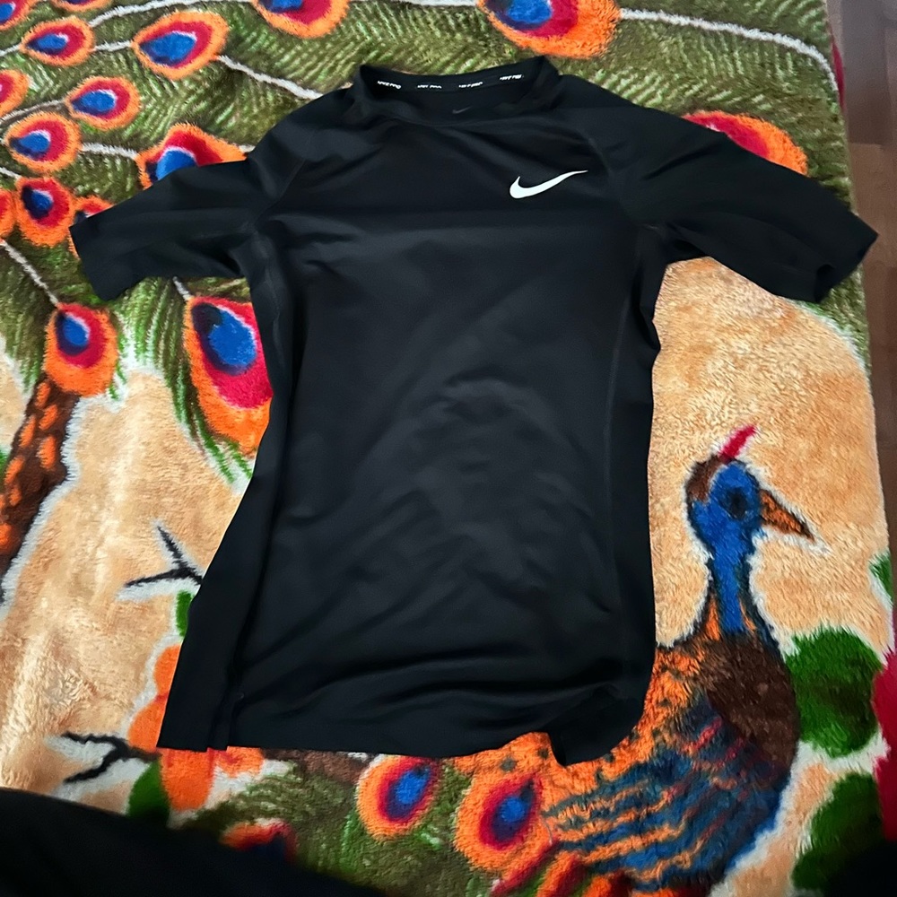 Men’s small Nike compression shirt